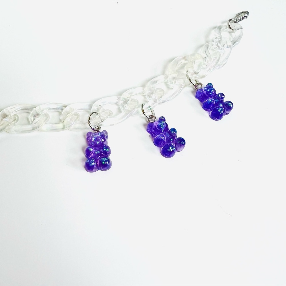 NWT Iridescent Clear Holographic Chain Block Purple Sparkle Gummy Bear Bracelet - Picture 4 of 7